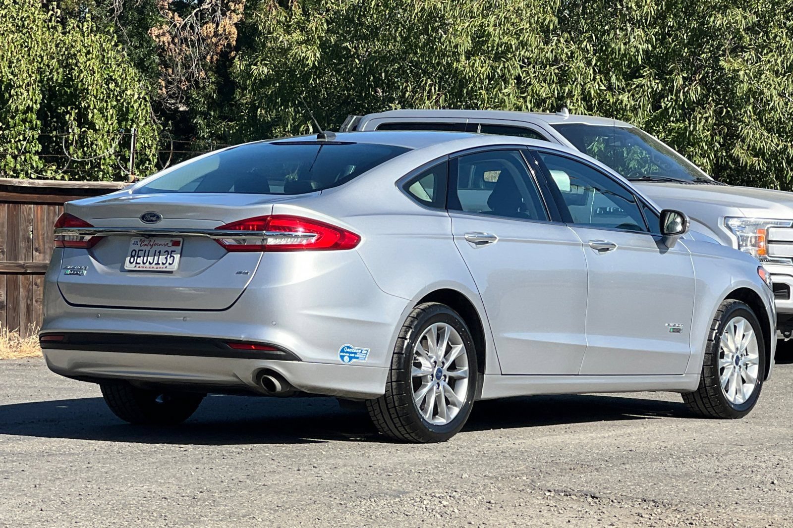 Certified 2018 Ford Fusion Energi SE FWD image 4