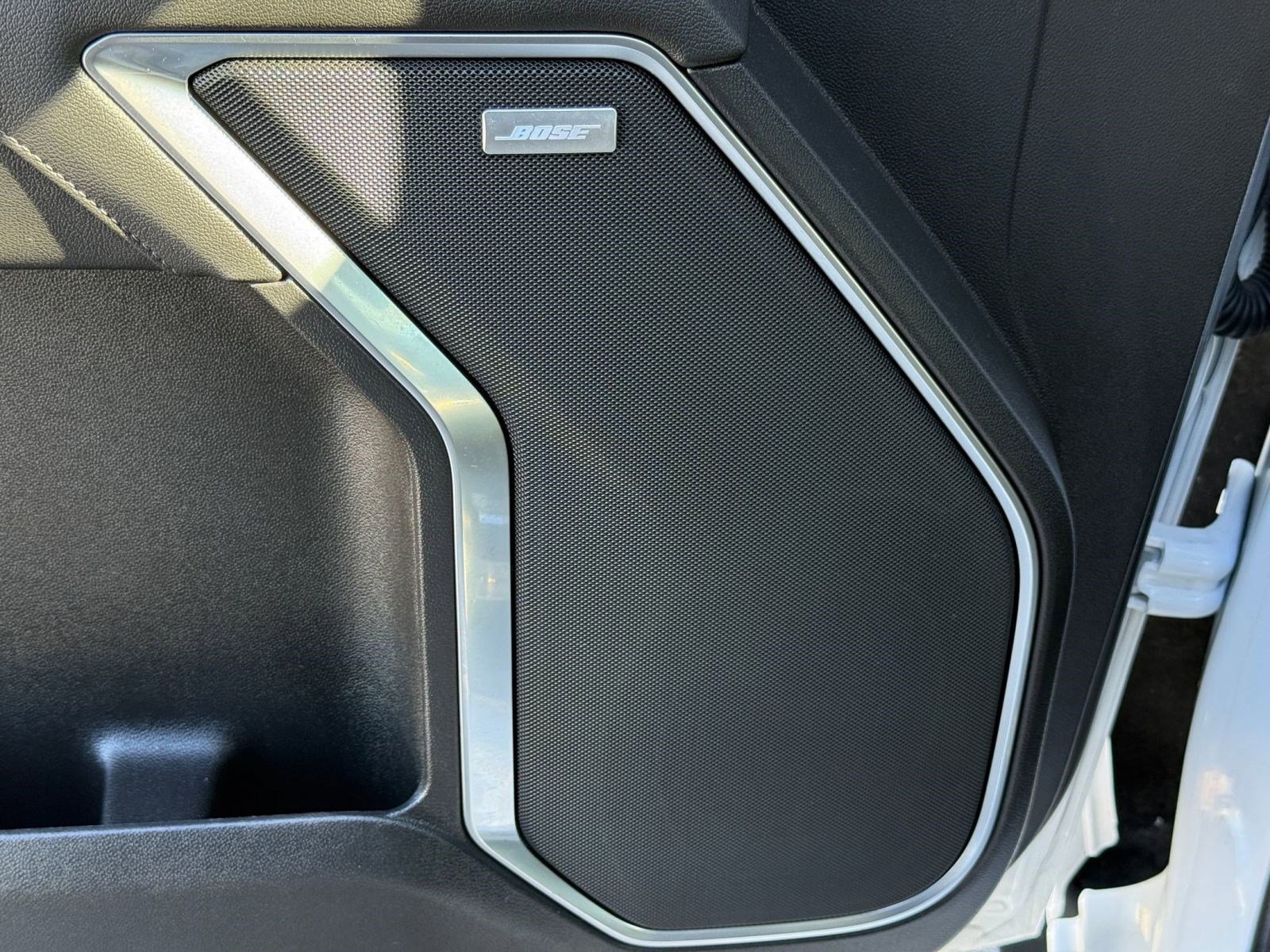 Used 2022 Chevrolet Silverado 1500 LTZ image 22