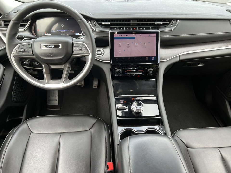 Used 2023 Jeep Grand Cherokee L Limited w/ Trailer Tow Group (B) image 8