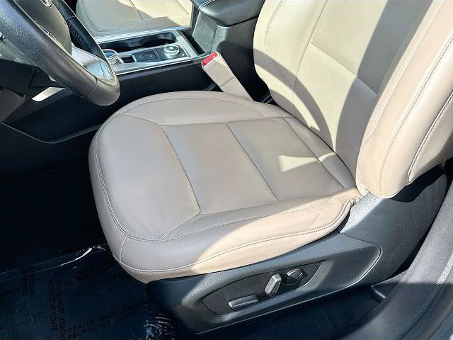 Certified 2023 Ford Explorer XLT w/ Equipment Group 202A AWD/4WD image 16