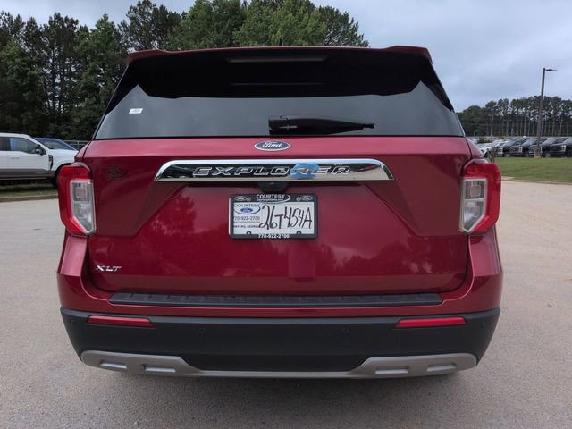 Certified 2023 Ford Explorer XLT w/ Equipment Group 202A RWD image 6