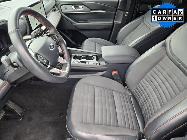 Certified 2025 Ford Explorer ST-Line AWD/4WD image 11