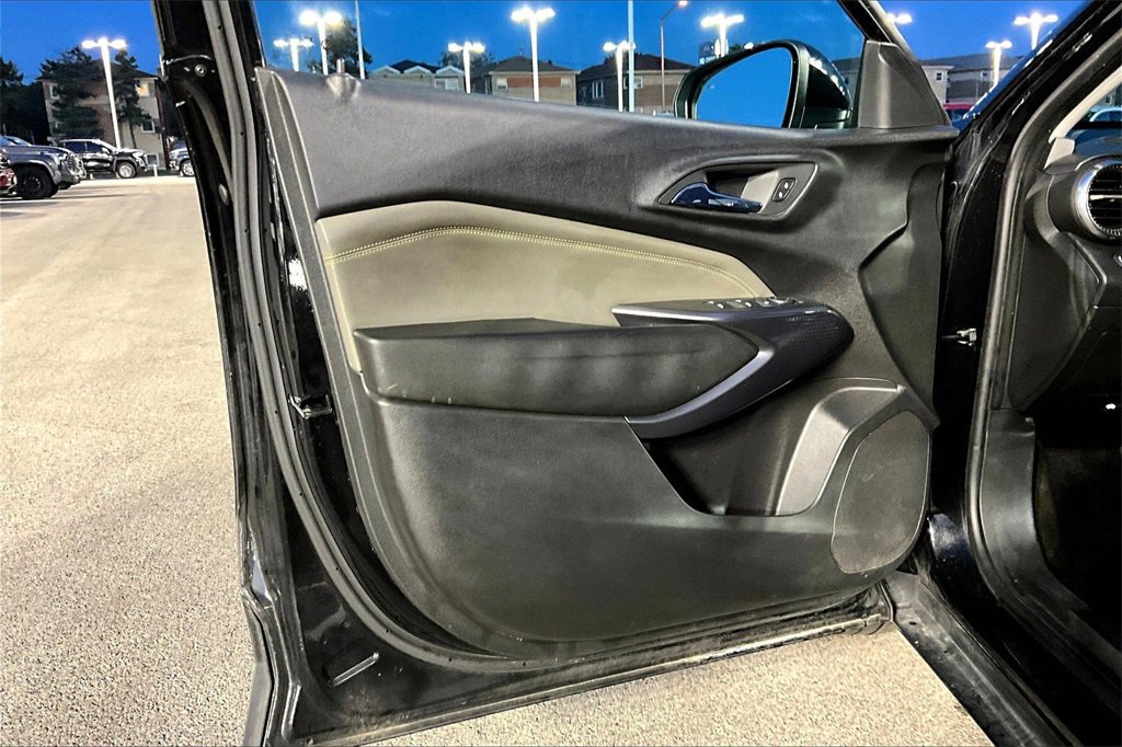 Used 2024 Chevrolet Trax ACTIV w/ Driver Confidence Package image 21