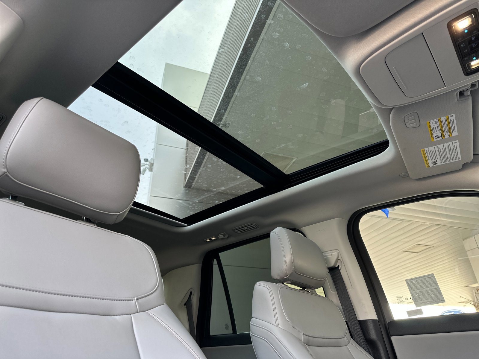 Certified 2025 Ford Expedition Active image 18