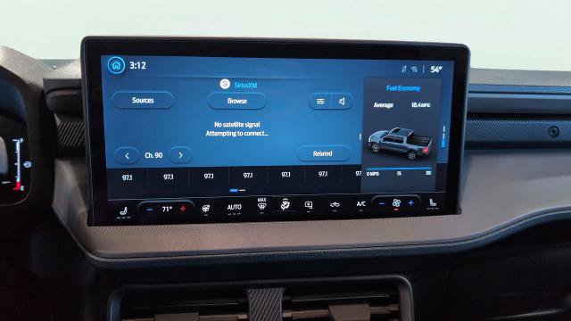 Certified 2025 Ford Maverick XLT w/ XLT Luxury Package AWD/4WD image 23