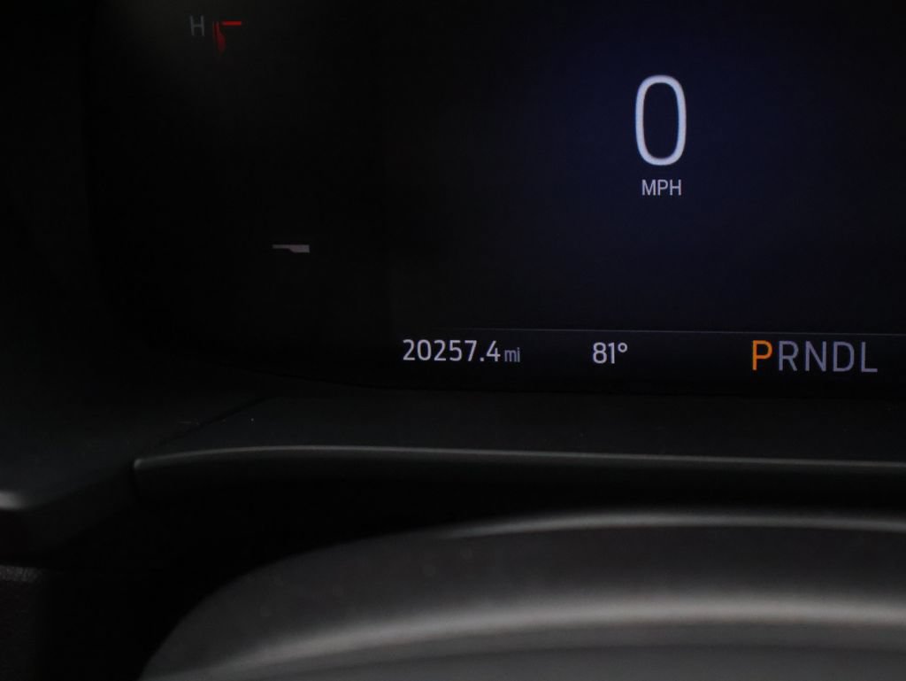 Certified 2025 Ford Escape ST-Line w/ Cold Weather Package AWD/4WD image 30
