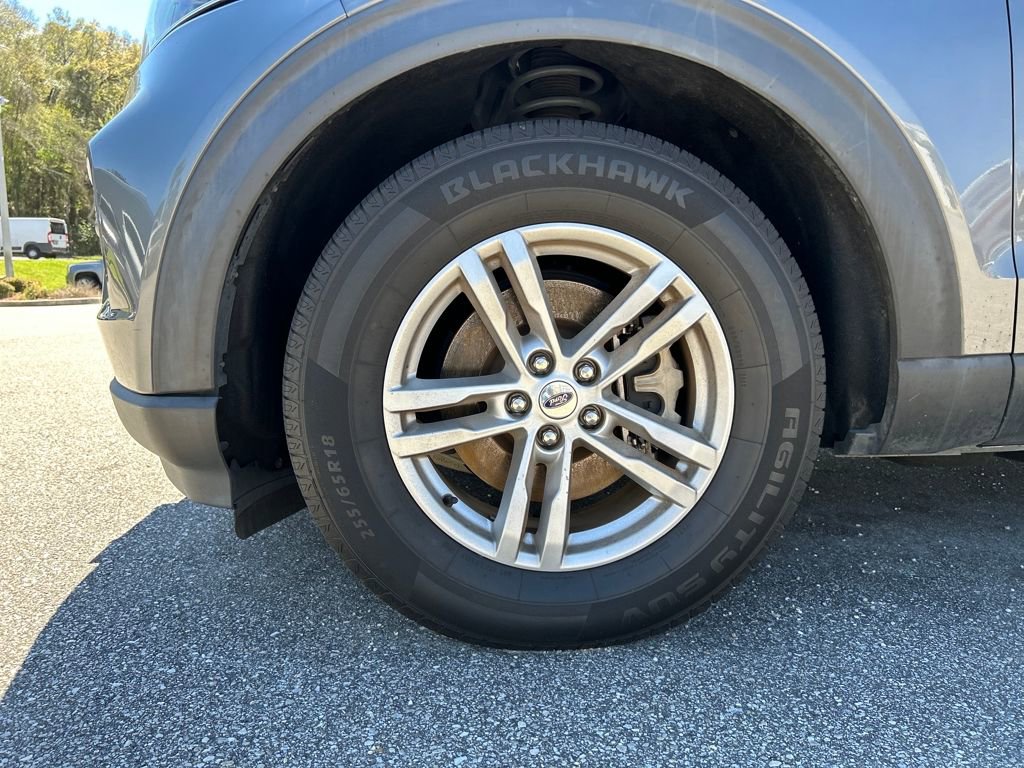 Certified 2021 Ford Explorer XLT image 7