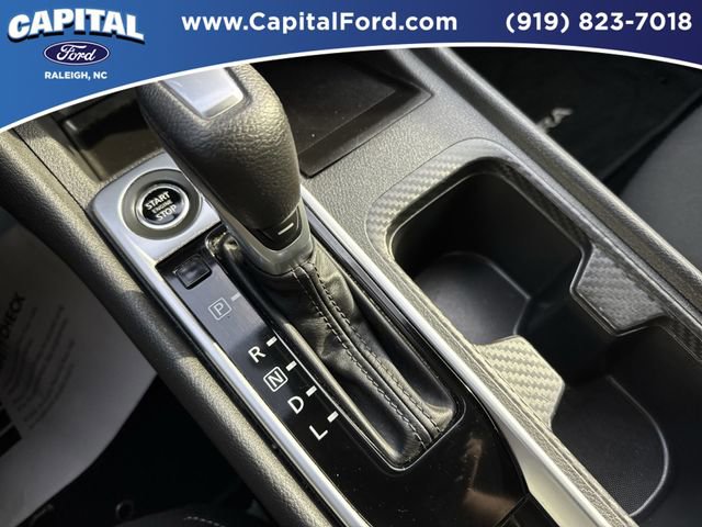 Used 2025 Nissan Sentra SV FWD image 30
