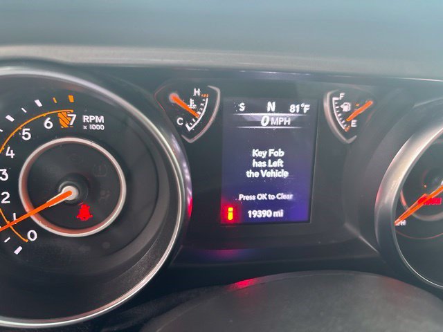 Used 2022 Jeep Wrangler Sport AWD/4WD image 13