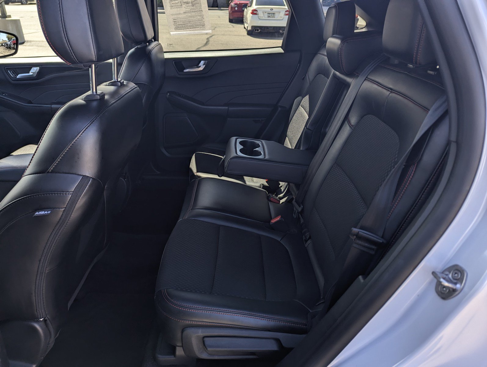Certified 2025 Ford Escape ST-Line AWD/4WD image 8