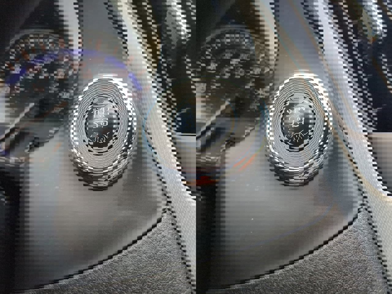 Used 2019 INFINITI Q60 3.0t Luxe w/ Essential Package image 26