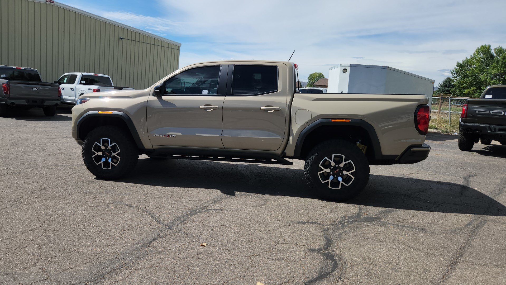 Used 2024 GMC Canyon AT4X AWD/4WD image 6