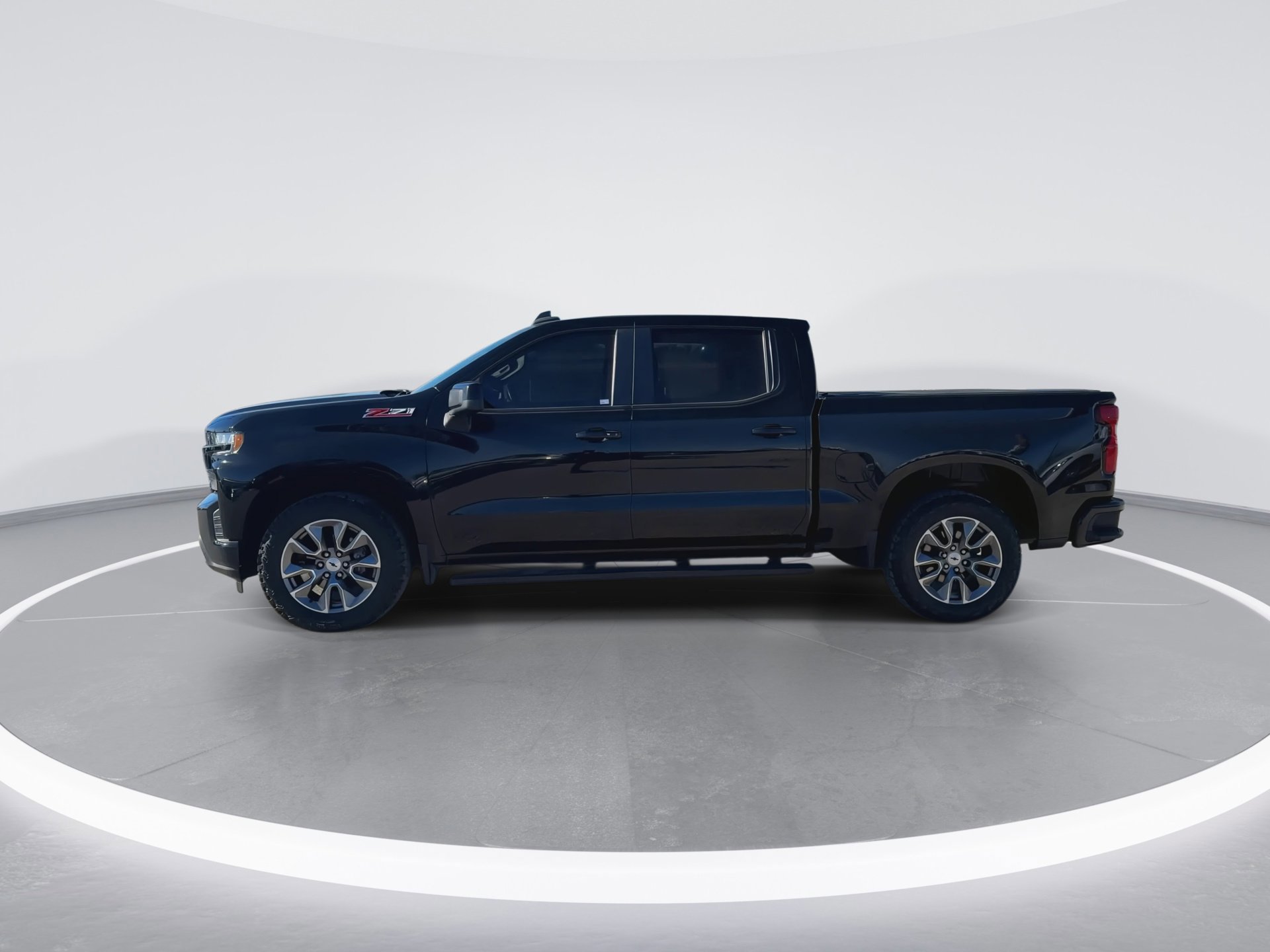 Used 2021 Chevrolet Silverado 1500 RST w/ Convenience Package II image 8