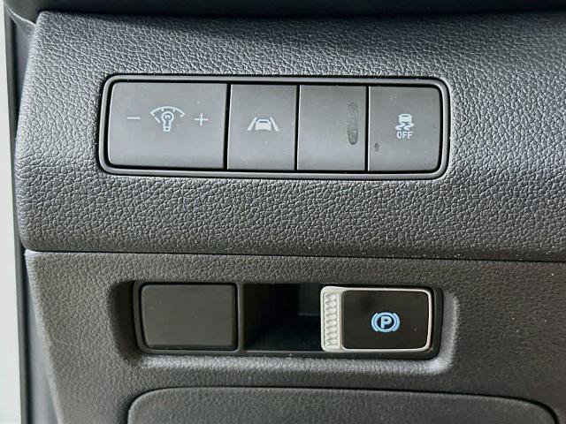 Used 2022 Hyundai Santa Fe SEL FWD image 26