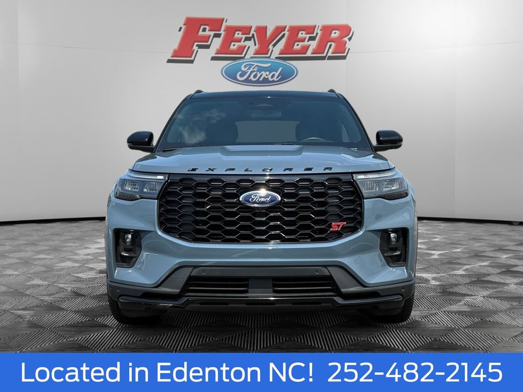 Certified 2025 Ford Explorer ST w/ Sun And Sound Package AWD/4WD image 9