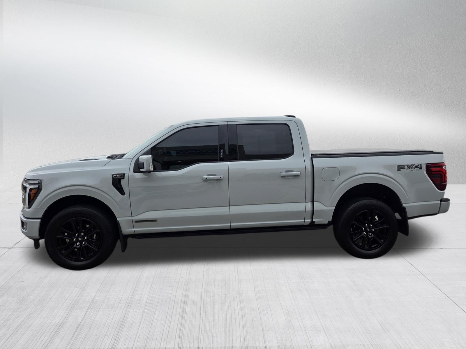 Certified 2024 Ford F150 Platinum w/ FX4 Off-Road Package AWD/4WD image 4