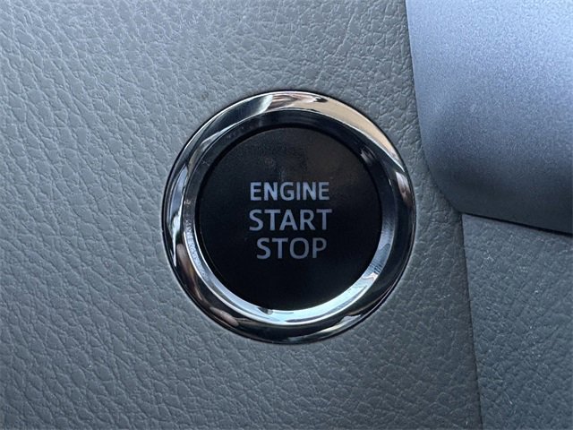 Used 2019 Toyota Highlander XLE image 20