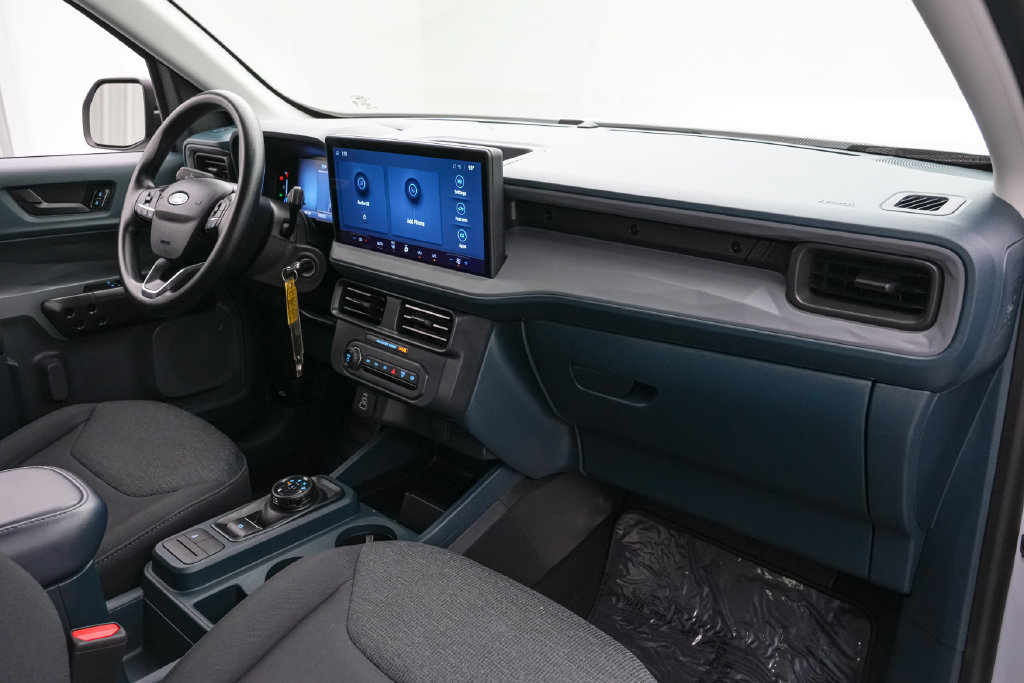 Certified 2025 Ford Maverick XL FWD image 21