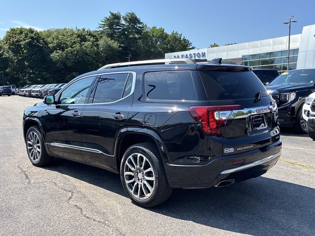 Used 2021 GMC Acadia Denali w/ Denali Ultimate Package AWD/4WD image 5
