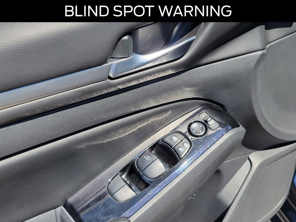 Used 2024 Nissan Altima 2.5 SR FWD image 18