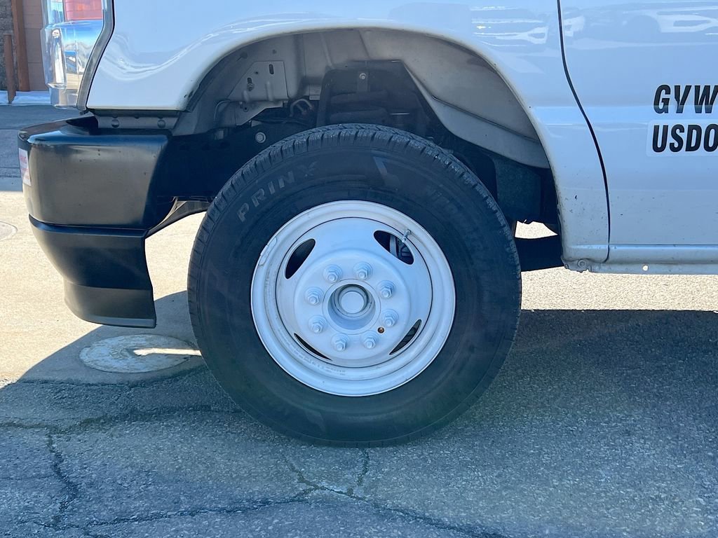 Certified 2024 Ford E-450 and Econoline 450 Super Duty w/ Power Windows & Locks Group image 29