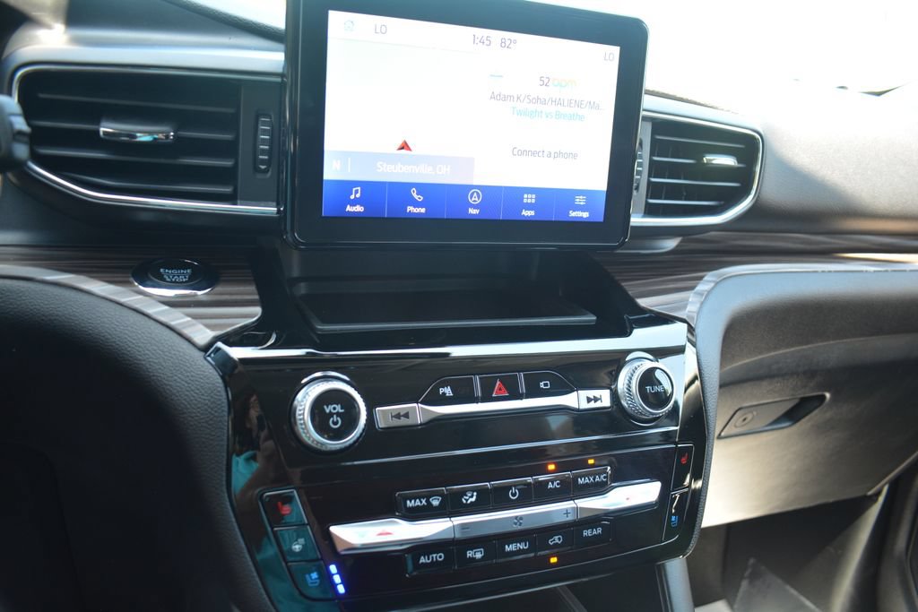Certified 2023 Ford Explorer Limited w/ Equipment Group 301A AWD/4WD image 15