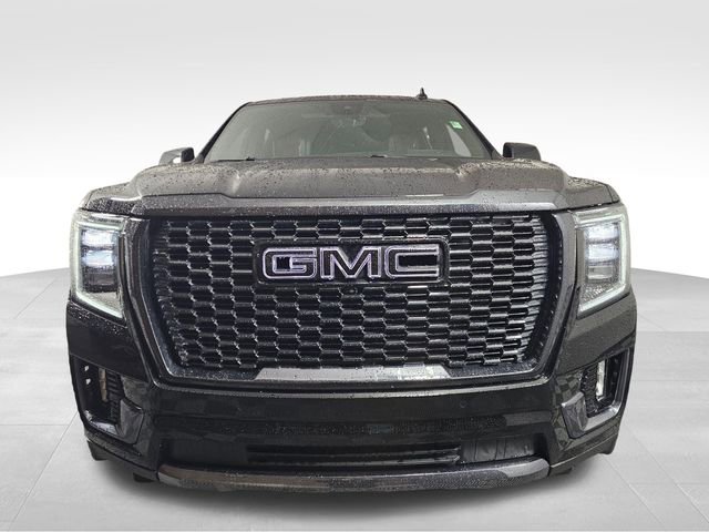 Used 2023 GMC Yukon XL Denali Ultimate AWD/4WD image 2