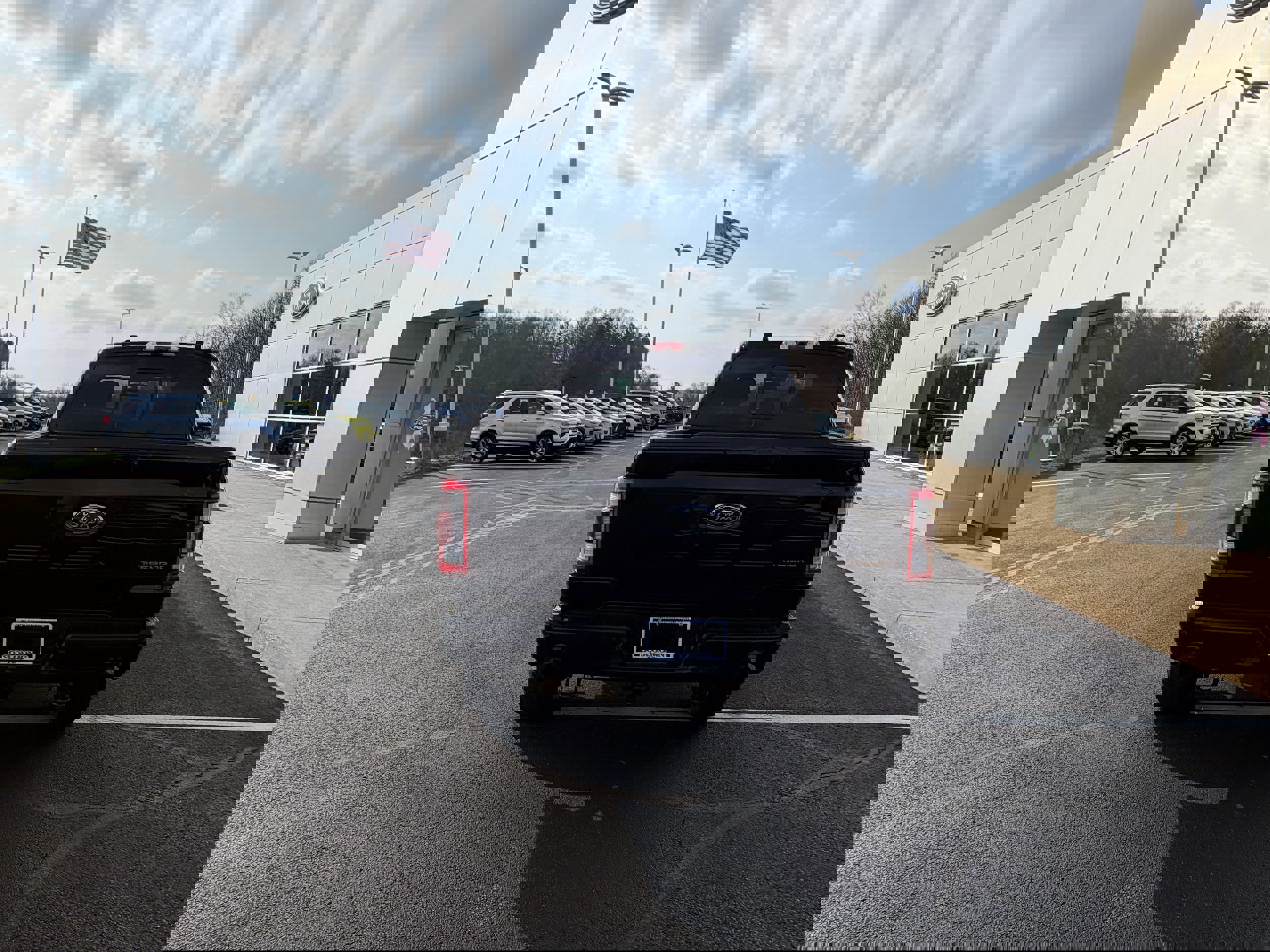 Certified 2021 Ford F150 Tremor w/ Equipment Group 402A High image 4