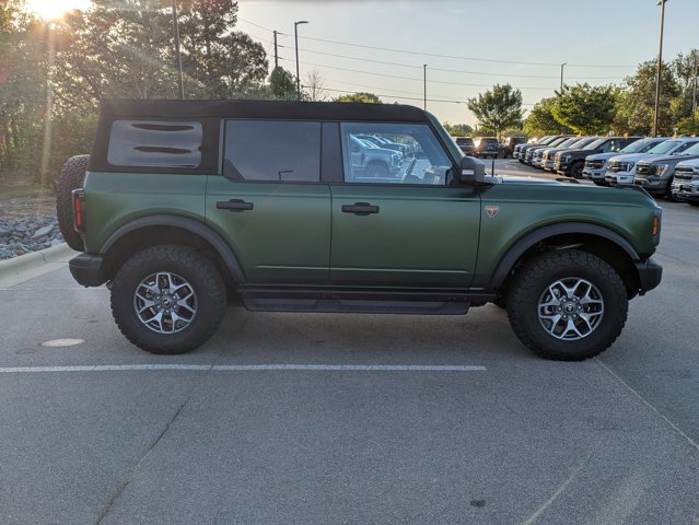 Certified 2025 Ford Bronco Badlands w/ Matte Film Protection Package AWD/4WD image 3