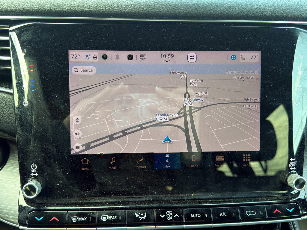 Used 2024 Jeep Wagoneer L Series II w/ Flexible Seating Group image 21