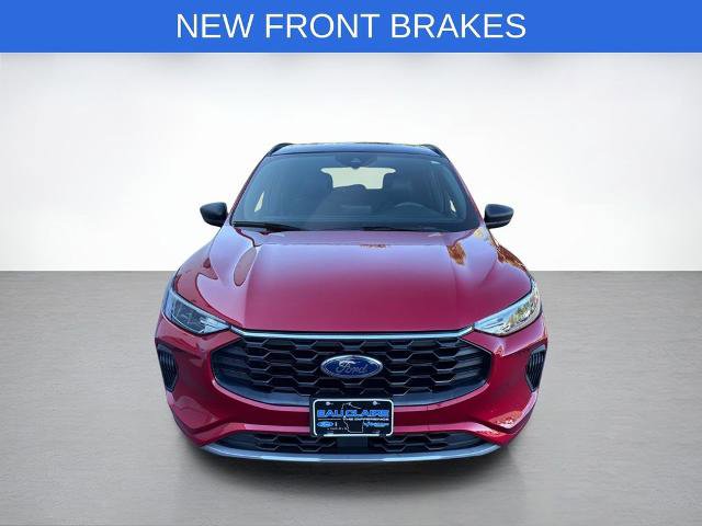 Certified 2023 Ford Escape ST-Line AWD/4WD image 2