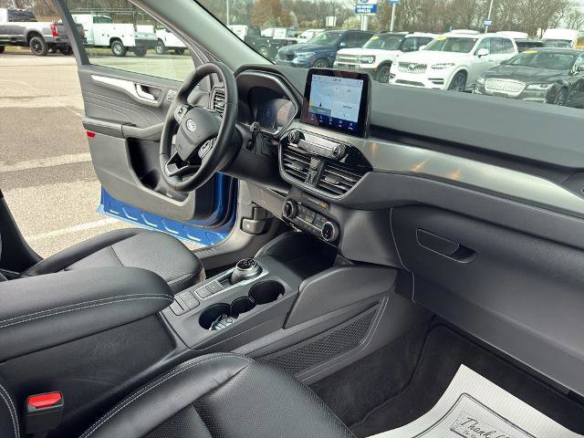Certified 2022 Ford Escape Titanium image 14