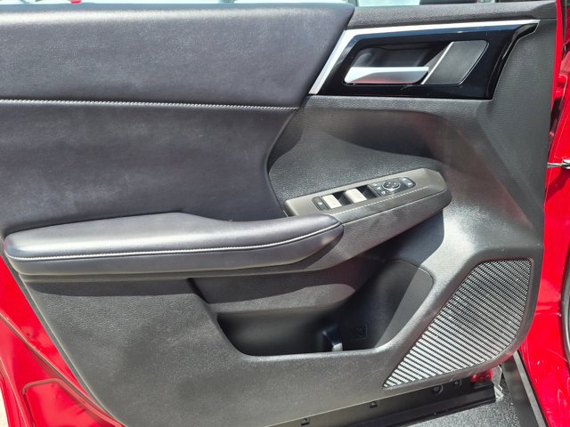 Used 2024 Mitsubishi Outlander SE FWD image 13