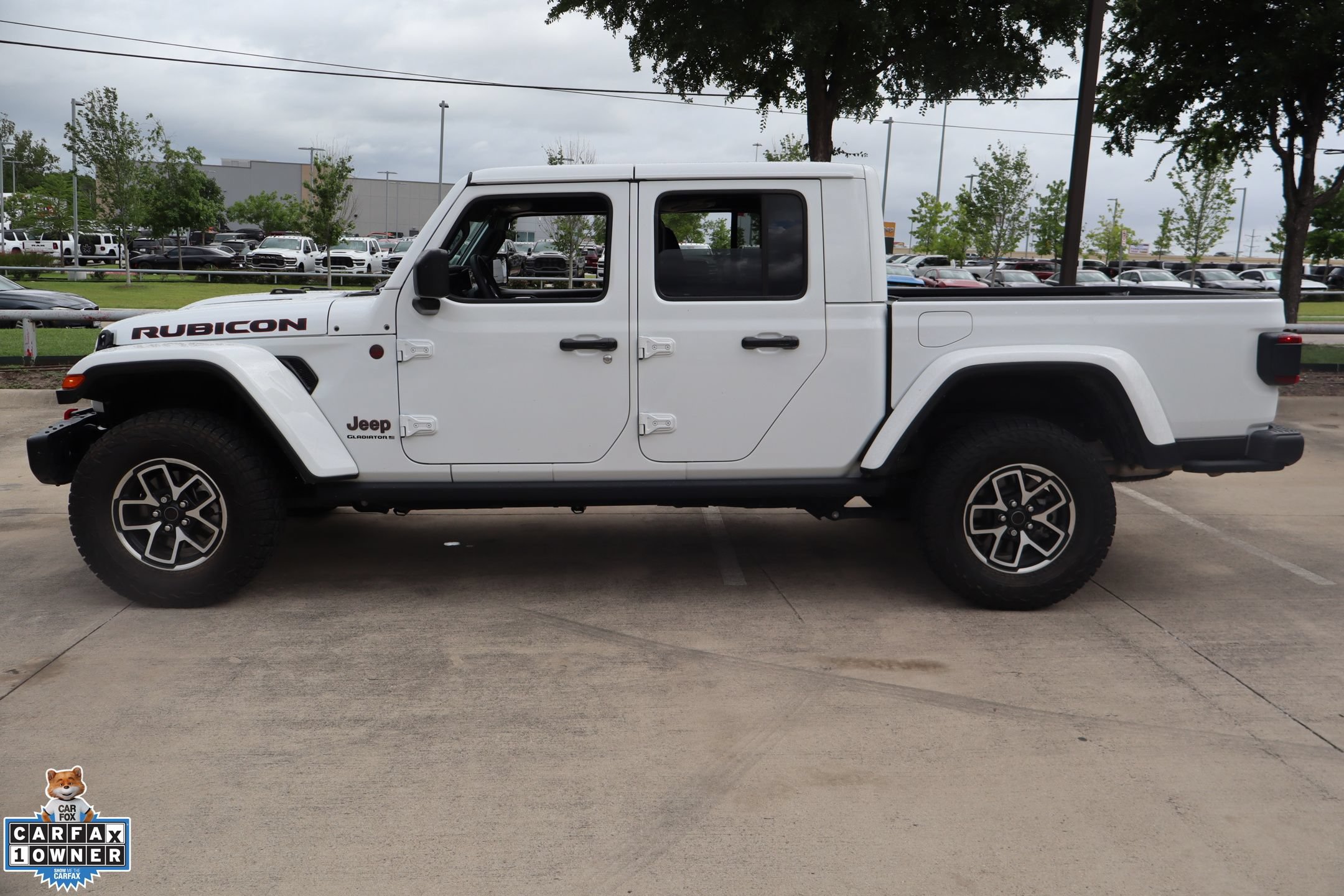 Used 2025 Jeep Gladiator Rubicon w/ Steel Bumper Group AWD/4WD image 7