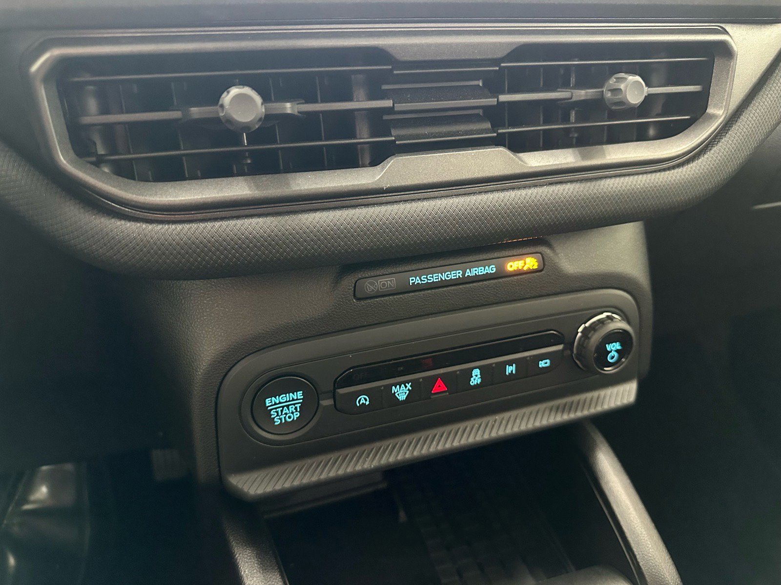 Certified 2025 Ford Bronco Sport Outer Banks w/ Outer Banks Tech Package+ image 37