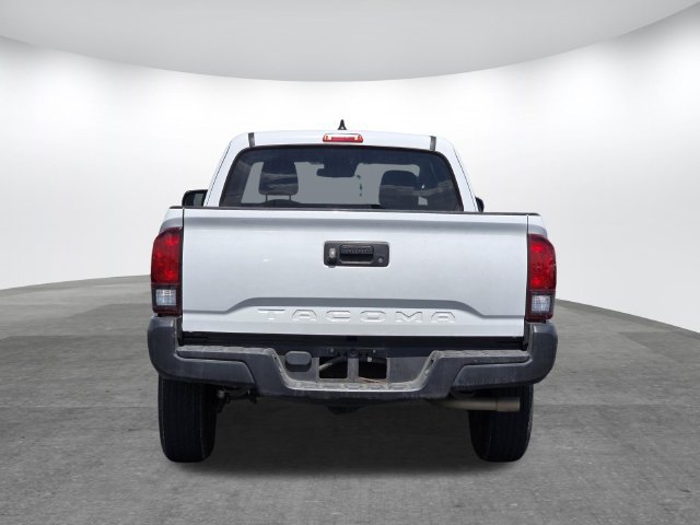 Used 2022 Toyota Tacoma SR RWD image 4