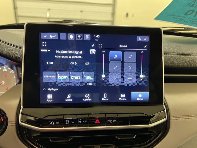 Used 2025 Jeep Compass Limited AWD/4WD image 14