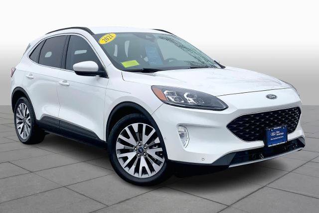 Certified 2021 Ford Escape Titanium image 2