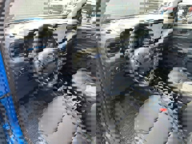 Certified 2025 Ford Maverick Lobo image 18