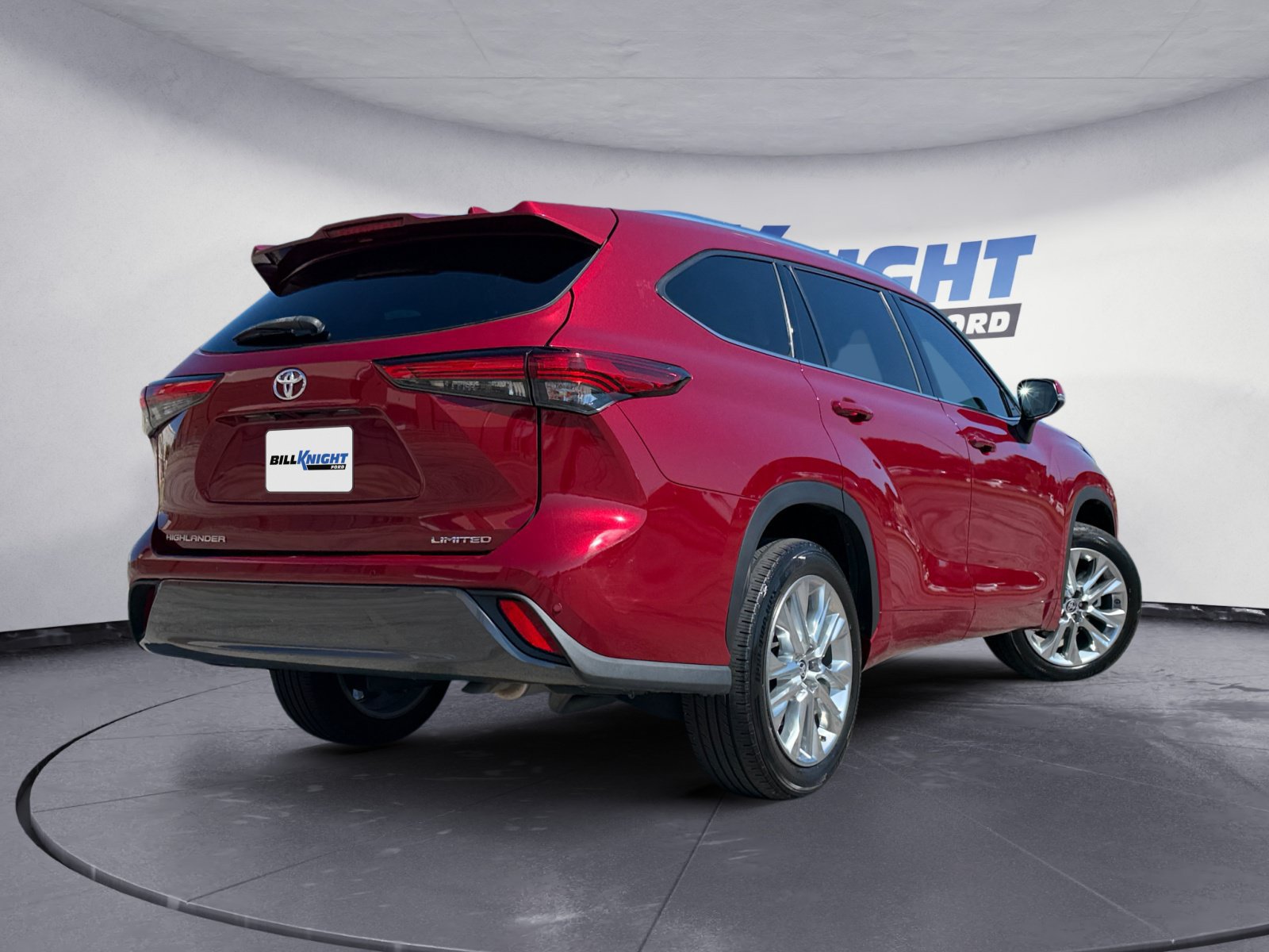 Used 2021 Toyota Highlander Limited FWD image 5