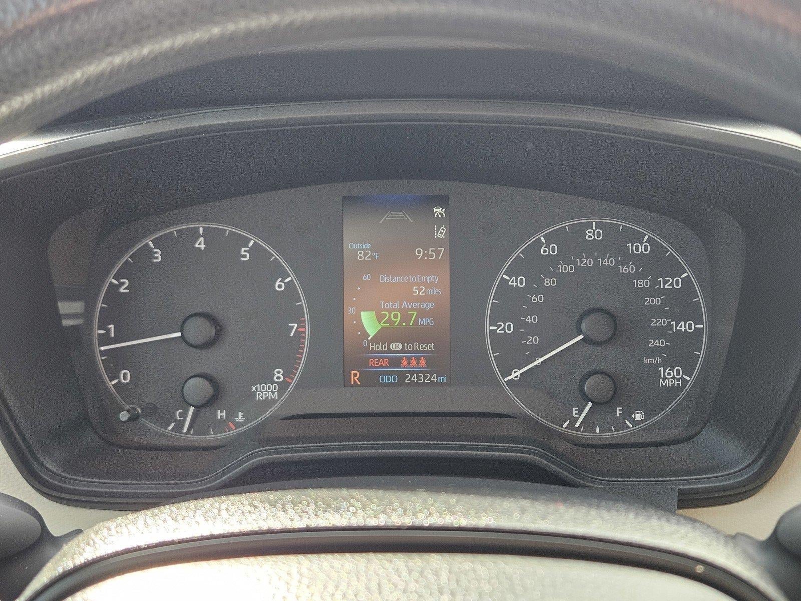 Used 2025 Toyota Corolla LE FWD image 16