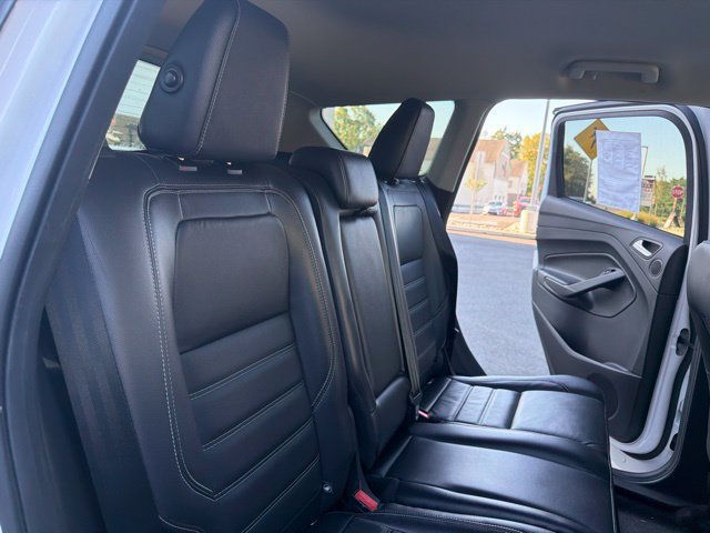Certified 2019 Ford Escape Titanium AWD/4WD image 17