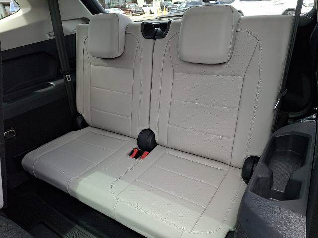 Used 2019 Volkswagen Tiguan SE AWD/4WD image 11