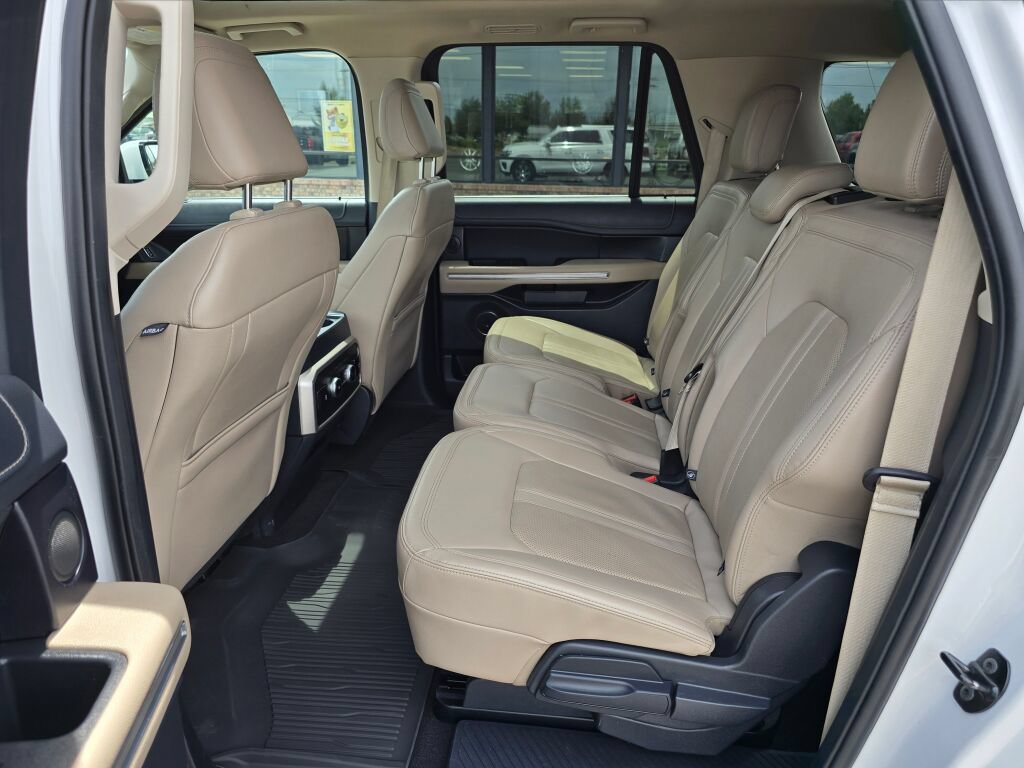 Certified 2024 Ford Expedition Max Limited AWD/4WD image 18