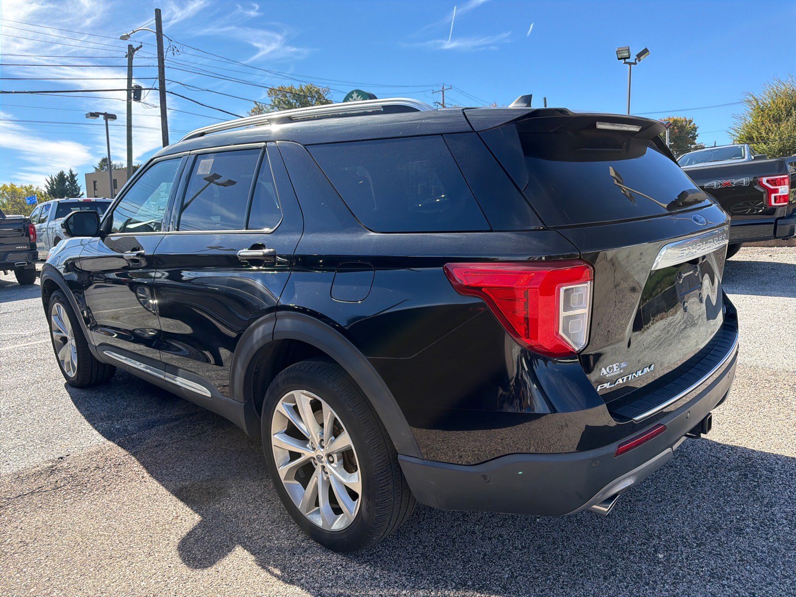 Certified 2021 Ford Explorer Platinum w/ Premium Technology Package AWD/4WD image 7