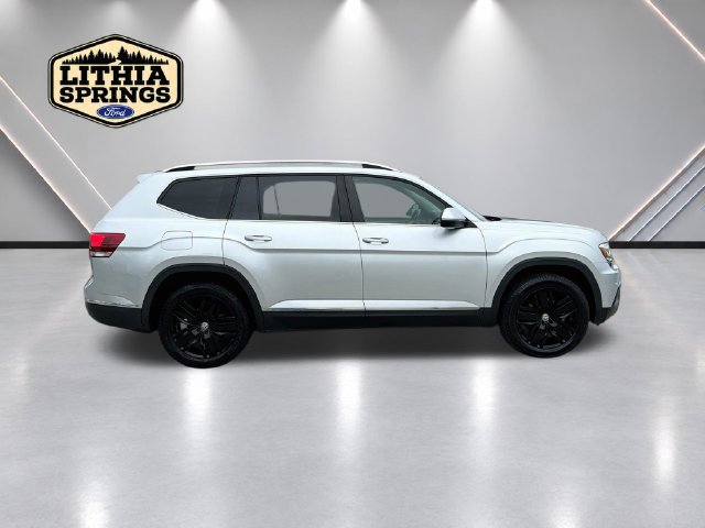 Used 2018 Volkswagen Atlas SEL AWD/4WD image 2