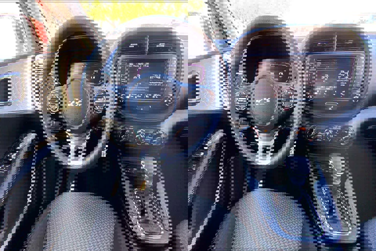 Used 2023 Kia Soul LX image 5