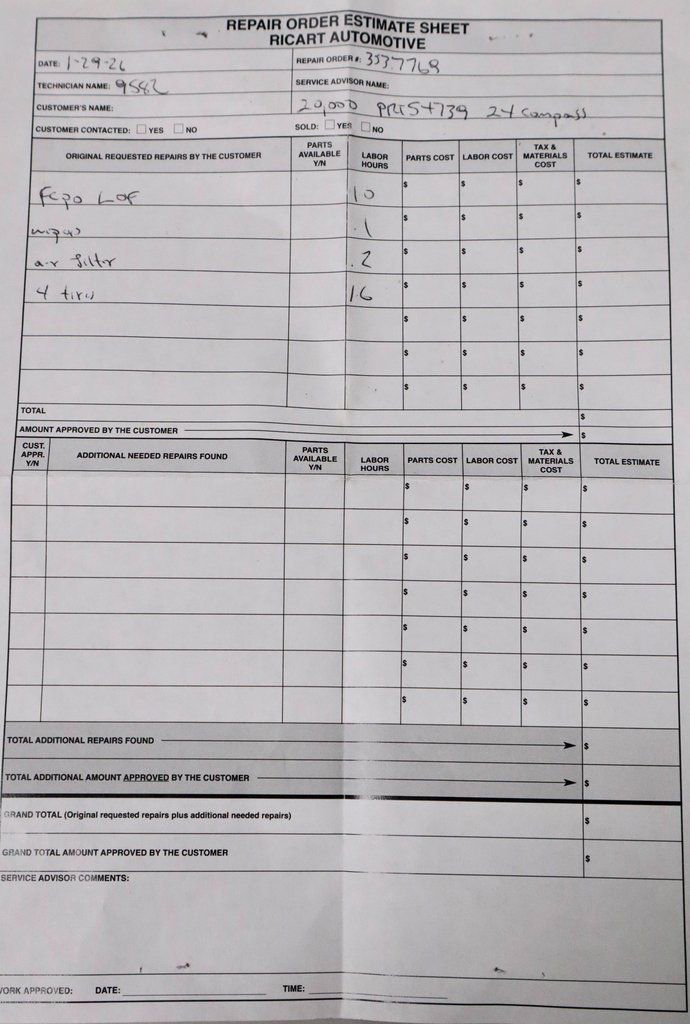 Used 2024 Jeep Compass Limited image 11