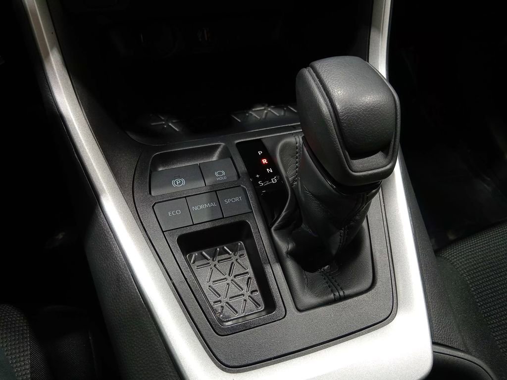 Used 2025 Toyota RAV4 LE FWD image 22