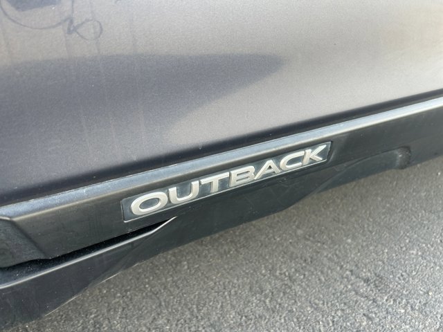 Used 2017 Subaru Outback 2.5i Premium image 25